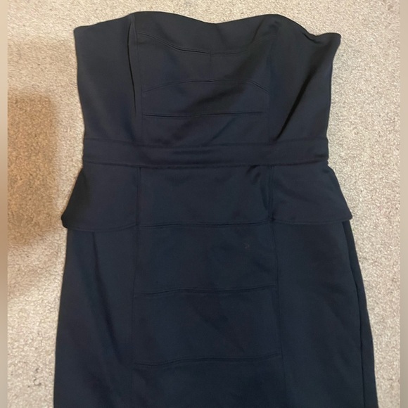 White House black market black strapless mini dress size 6 - Picture 4 of 9